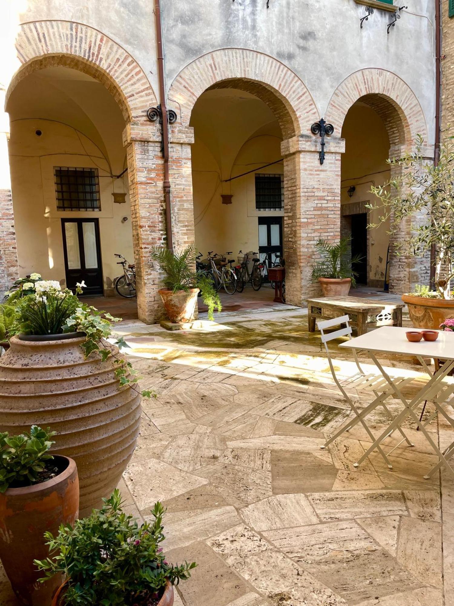 Casa Valeria - Guest House Centro Storico فانو المظهر الخارجي الصورة